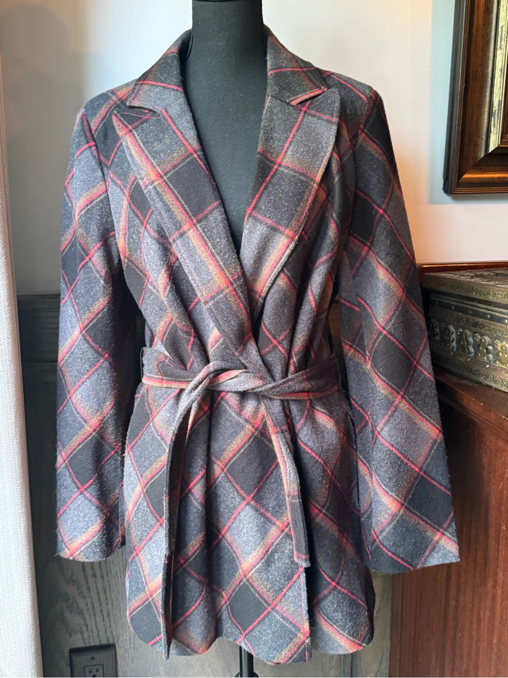 Womens Plaid Belted Wool-Blend Wrap Coat - Gray with Red Windowpane large